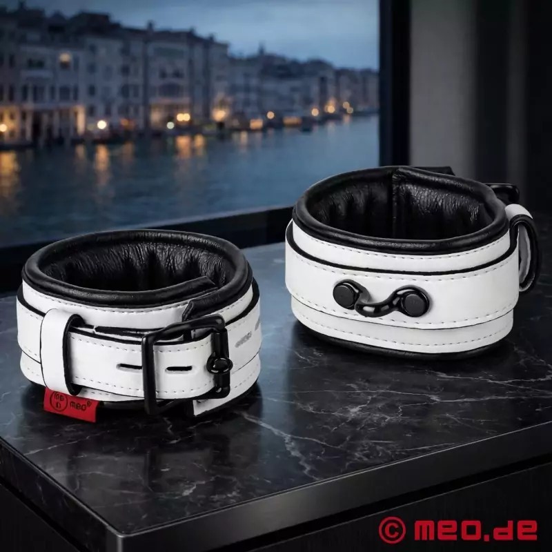 Menottes verrouillables en cuir –  Venezia