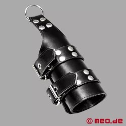 Menottes pour le bondage en suspension