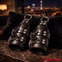 Menottes pour le bondage en suspension