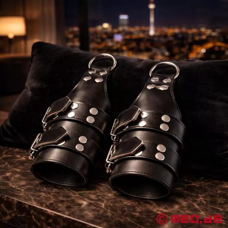 Menottes pour le bondage en suspension