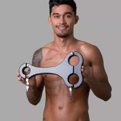 BDSM Prisoner Yoke