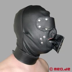 Cagoule en cuir avec bâillon