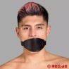 Masque buccal avec un bâillon à balle rouge
