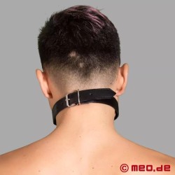 Masque buccal avec un bâillon à balle rouge