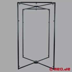 Structure noire en métal pour sling