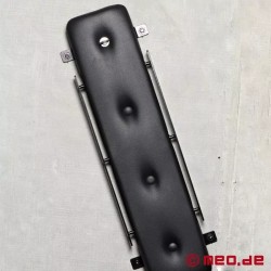 Croix BDSM pour fixation murale