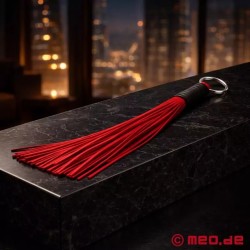Martinet avec lanières Flogger Infernum