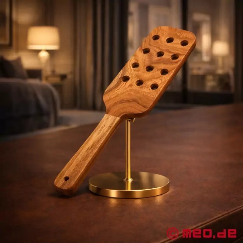Pagaie classique en bois pour le Spanking