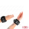 Bracelets lourds doublés de fourrure noire