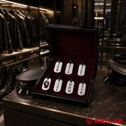 Collier SLUT en cuir avec pendentif en acier Kink Fetish Tag