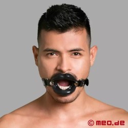 Lèvres de blowjob noires avec sangle Bad-Boy-Good-Lips
