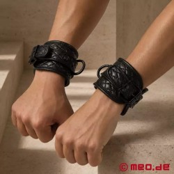 Menottes en cuir - Série Black Diamond
