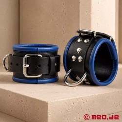 Menottes chevilles en cuir, rembourrées - noir / bleu