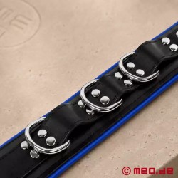 Collier de bondage en cuir noir / bleu